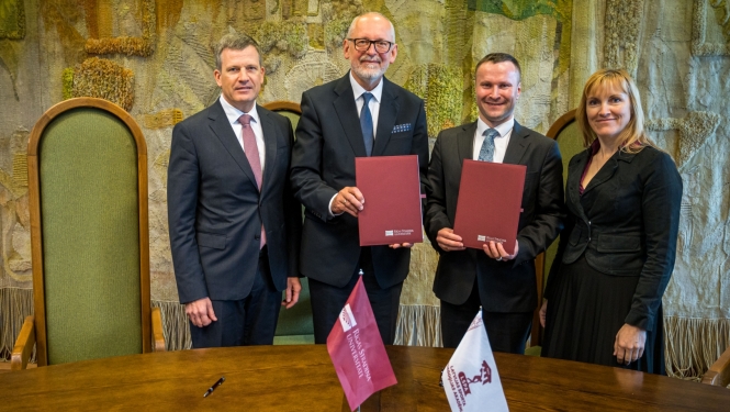 IZM, VM, RSU un LSPA noslēdz sadarbības līgumu par konsolidāciju 