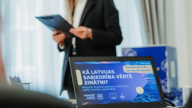 Presentation event of the monitoring "Science Consumption and Participation Study". 