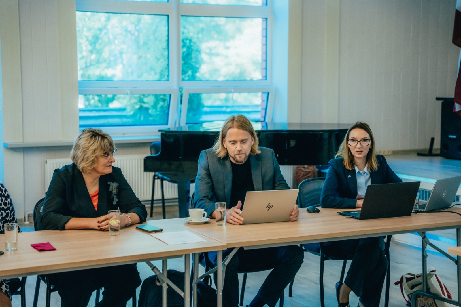 IZM Profesionālās un pieaugušo izglītības departamenta direktors Ingus Zitmanis un Profesionālās un pieaugušo izglītības departamenta direktora vietniece pieaugušo izglītības jomā Jeļena Muhina