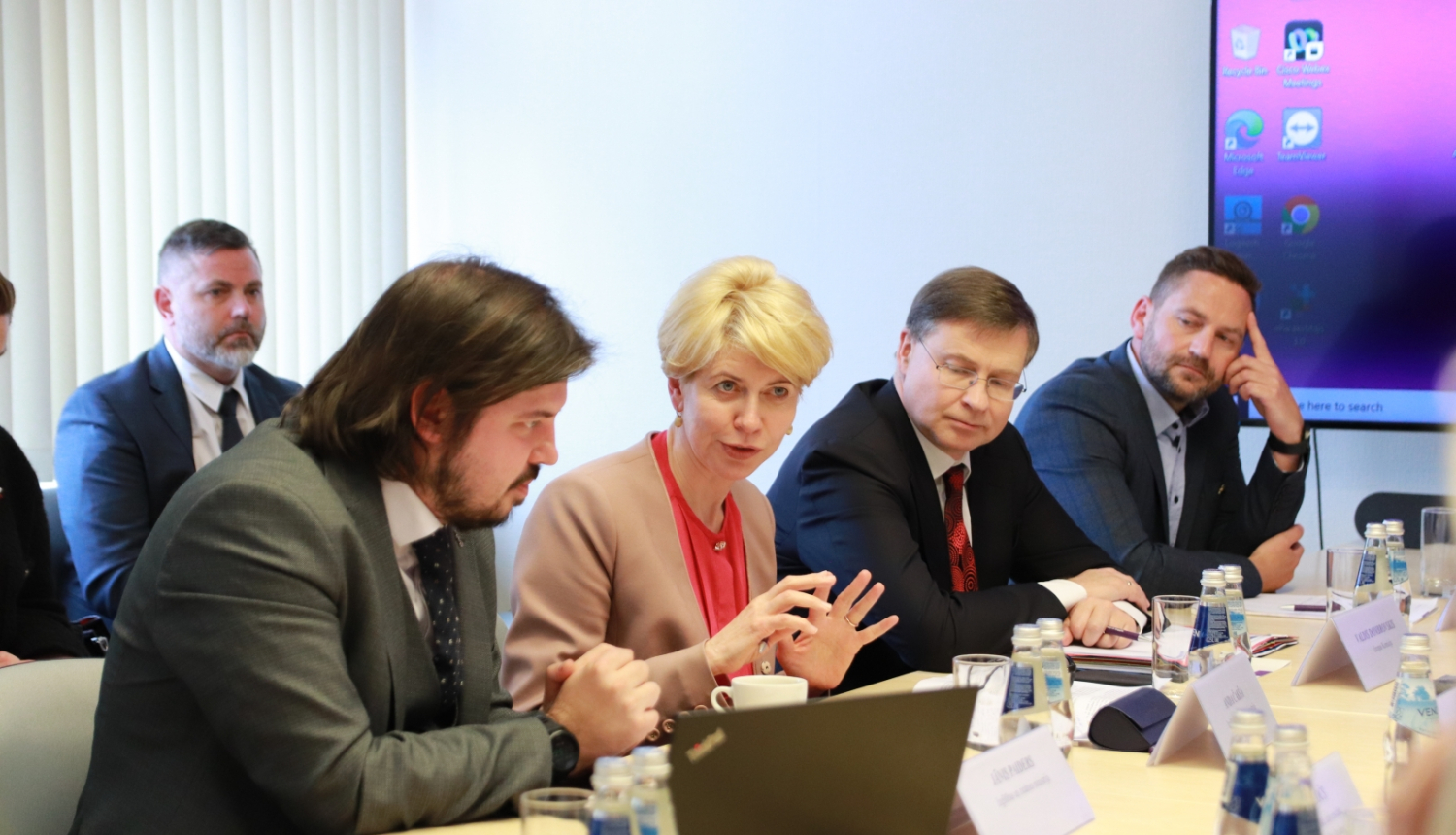 Apaļā galda diskusija "Kā mazināt Eiropas Savienības pētniecības un inovāciju plaisu dalībvalstu vidū?”