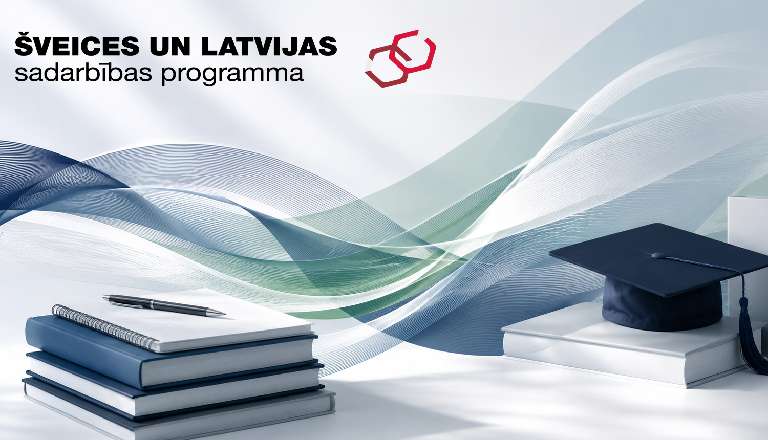Šveices un Latvijas sadarbības programma. Fonā grāmatas un absolventa cepure