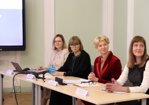 IZM un LU paraksta vienošanos par studiju kursa pedagogiem “Seksuālā izglītošana: starptautiskā pieeja” sagatavošanu