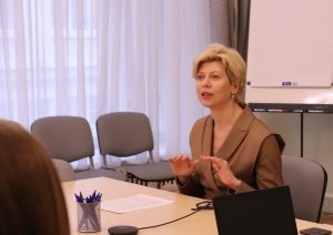 Ēnu diena Izglītības un zinātnes ministrijā