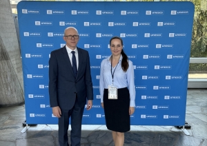 Izglītības un zinātnes ministrijas parlamentārā sekretāre Ieva Siliņa UNESCO izglītības ministru sanāksmē