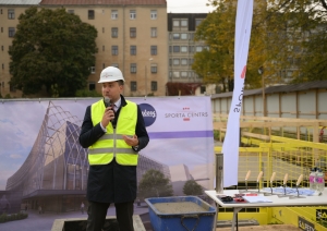 Komandu sporta spēļu halles – kapsulas iemūrēšanas svētki