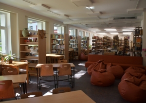 Jēkabpils Valsts ģimnāzijas bibliotēka