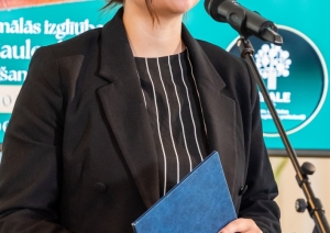 "Saules laiva" balvas pasniegšana, Silvija Reinberga saka uzrunu