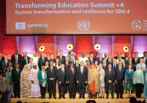 Kopbilde no UNESCO izglītības ministru sanāksmes