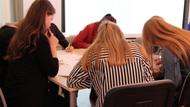 Topošie vidusskolēni izstādē “Skola 2020” varēs paši izveidot savas mācību programmas izvēļu grozu