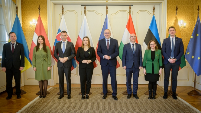 Višegradas-Baltijas valstu izglītības ministru sanāksme