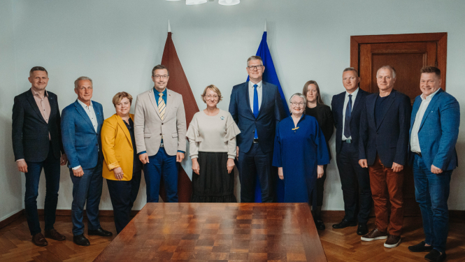 IZM ministres Daces Melbārdes tikšanās ar Rīgas domes priekšsēdētāja vietnieku izglītības, kultūras, sporta un ģimeņu politikas jautājumos Vilni Ķirsi
