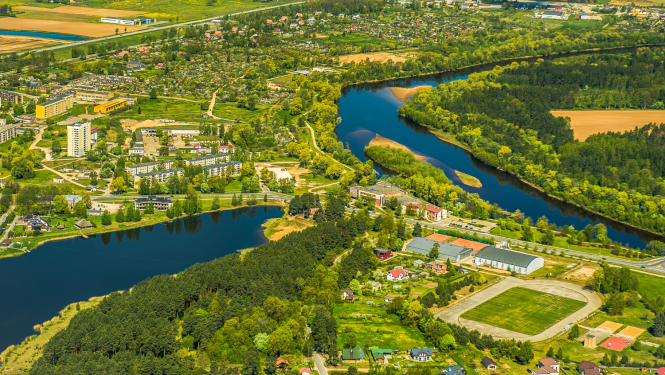 Ādaži no putna lidojuma vasarā