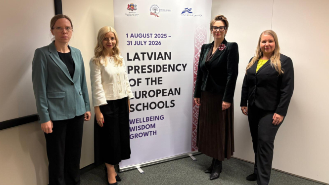 Latvijas prezidentūras komanda - Laura Treimane, Sarmīte Dīķe, Anita Vahere-Abražune un Maija Zvirbule