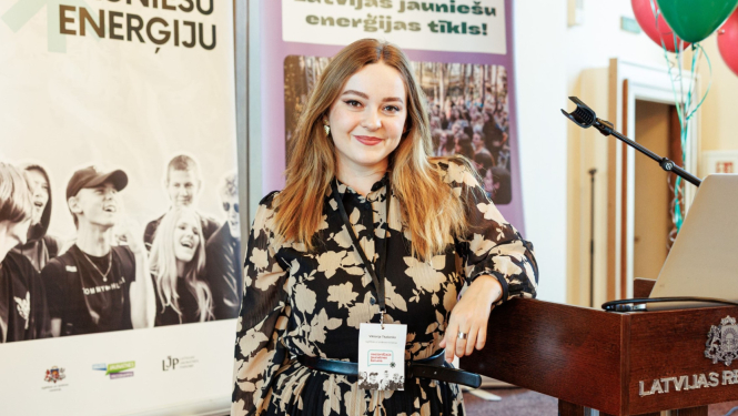 Viktorija Tkačenko, Jaunatnes politikas nodaļas projekta koordinatore