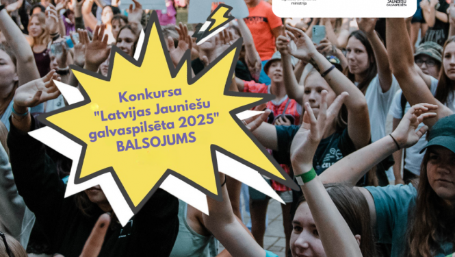 Jaunieši koncertā ceļ gaisā rokas
