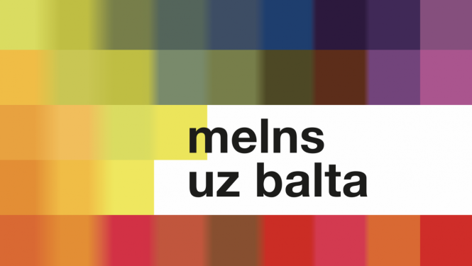 melns uz balta platforma