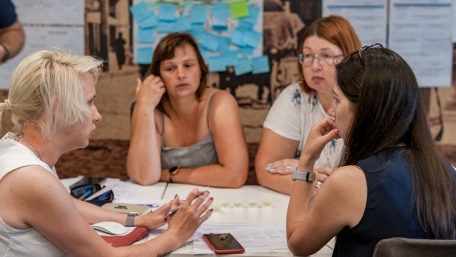 Pašlaik eTwinning reģistrējušies aptuveni viens miljons skolotāju, no kuriem vairāk nekā 7500 ir Latvijas skolotāji. 