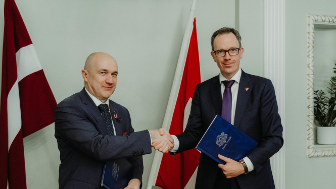 Signing of the Swiss-Latvian “Applied Research” Agreement. 