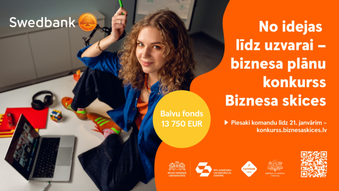 Konkursa “Biznesa skices” baneris – jaunieties pie galda plāno ideju, veidojot pierakstus klēpjdatorā