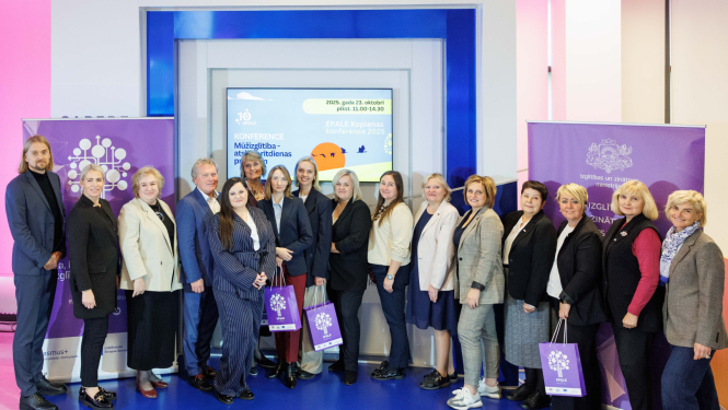 konferences dalībnieku kopbilde