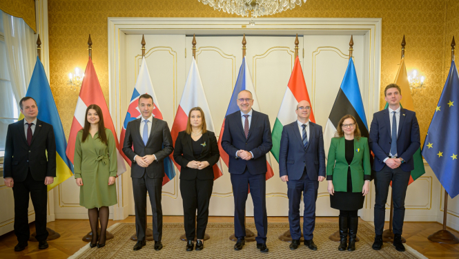 Višegradas-Baltijas valstu izglītības ministru sanāksme