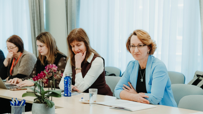 Izglītības un zinātnes ministre Daces Melbārde vada Konsultatīvo padomes sēdi