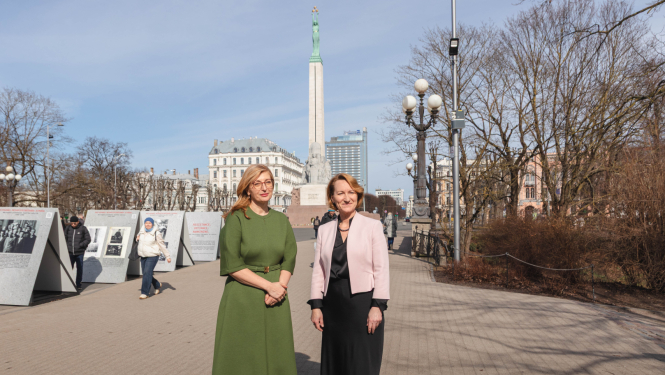 Izglītības un zinātnes ministre Dace Melbārde un Eiropas Komisijas jaunuzņēmumu, pētniecības un inovāciju komisāre Jekaterina Zaharieva