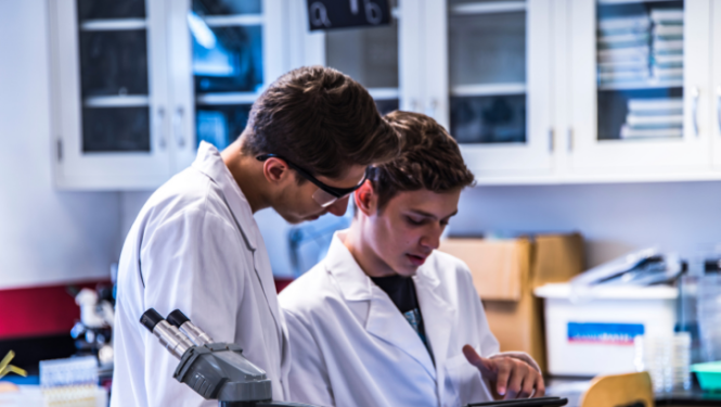 Latvijas izcilākie zinātnieki konkursa kārtībā saņems finansējumu individuāliem pētniecības projektiem