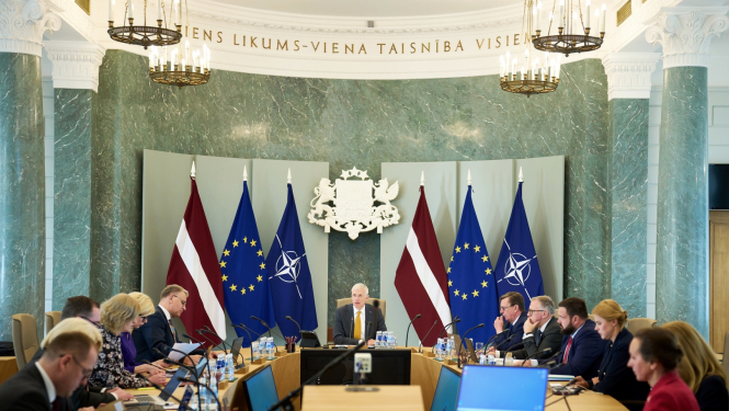 ministru prezidents un ministri ministru kabineta sēdē