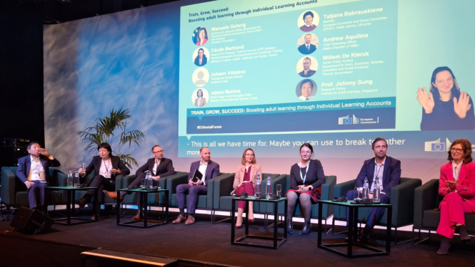 "European Employment & Social Rights Forum 2025" dalībnieki, starp tiem IZM Profesionālās un pieaugušo izglītības departamenta vecākā eksperte Jeļena Muhina