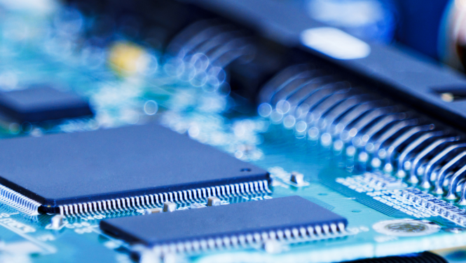 Mikroshēma pietuvinājumā