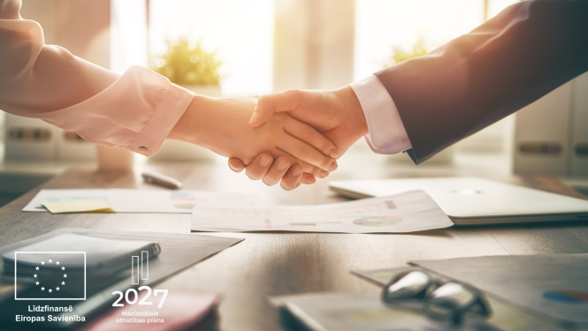 Roku spiediens, līdzfinansē ES un NAP.