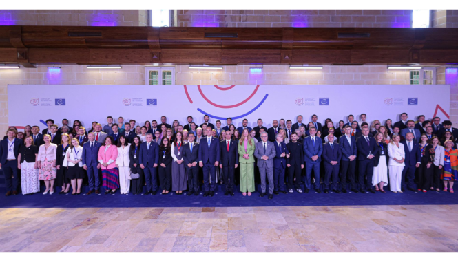 10. Eiropas Padomes jaunatnes ministru konferences dalībnieku kopbilde