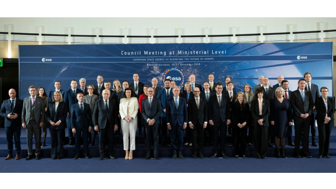 Eiropas Kosmosa aģentūras Ministru padomes sanāksmes Brēmenē kopbilde
