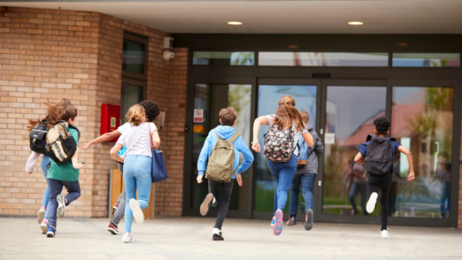 IZM aicina uz preses konferenci par skolu gatavību jaunajam mācību gadam