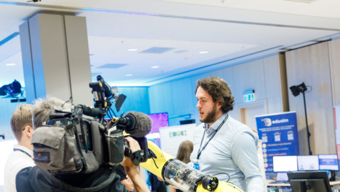 Zemūdenes demonstrācija