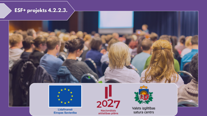 Konferenču telpa ar cilvēkiem. Līdzfinansē ES, NAP, VISC logo. Teksts - ESF+ projekts 4.2.2.3.