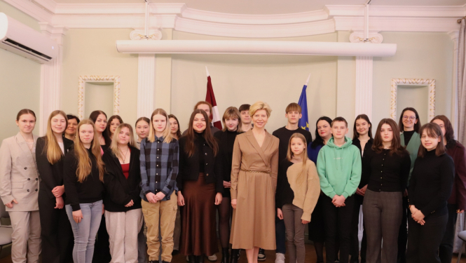 Ēnu diena Izglītības un zinātnes ministrijā