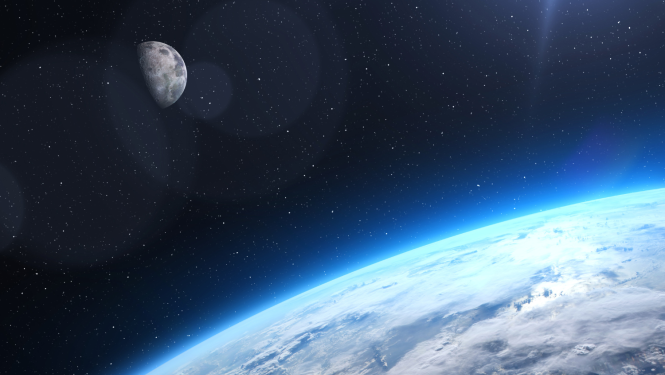 Kosmoss, redzams Mēness un Zeme