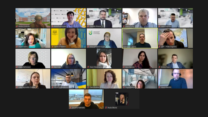 atklāšana tiešsaistē