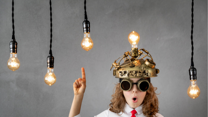 Bērnam uz galvas ir interesantas formas cepure, kurā deg spuldzīte, apkārt ir vēl četras spuldzītes, kas karājas no augšas