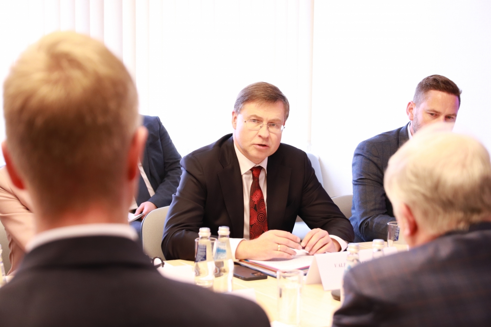 Apaļā galda diskusija "Kā mazināt Eiropas Savienības pētniecības un inovāciju plaisu dalībvalstu vidū?”