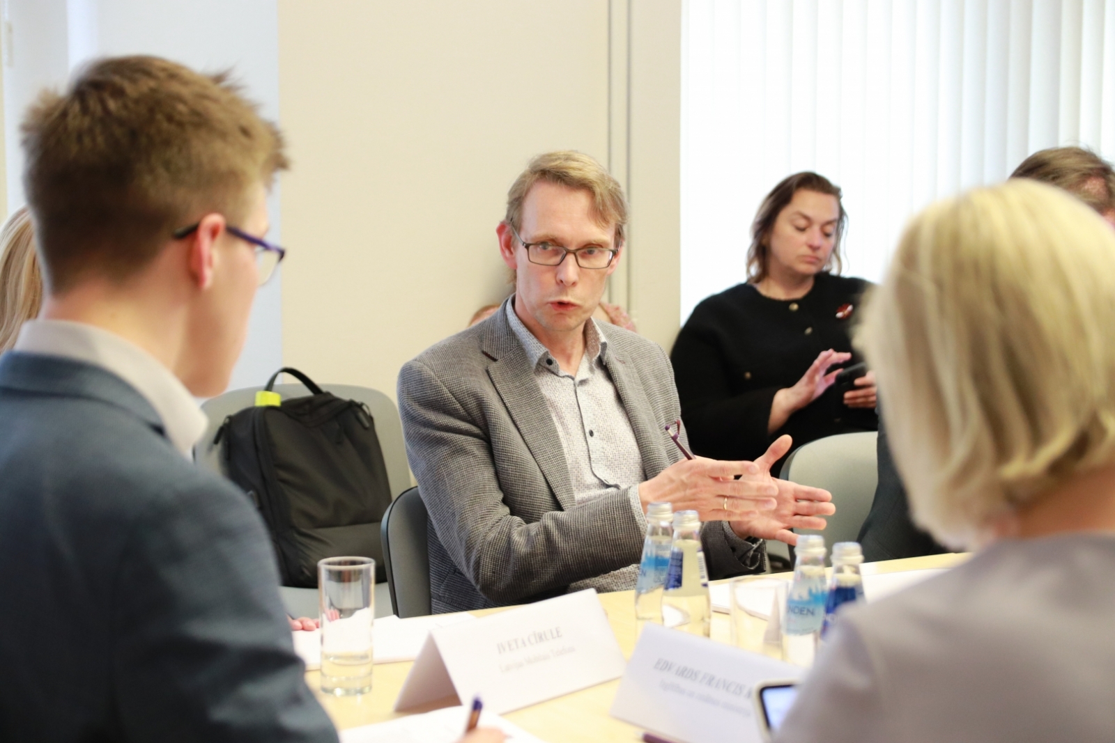 Apaļā galda diskusija "Kā mazināt Eiropas Savienības pētniecības un inovāciju plaisu dalībvalstu vidū?”