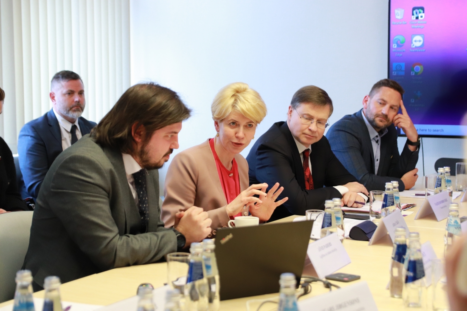 Apaļā galda diskusija "Kā mazināt Eiropas Savienības pētniecības un inovāciju plaisu dalībvalstu vidū?”