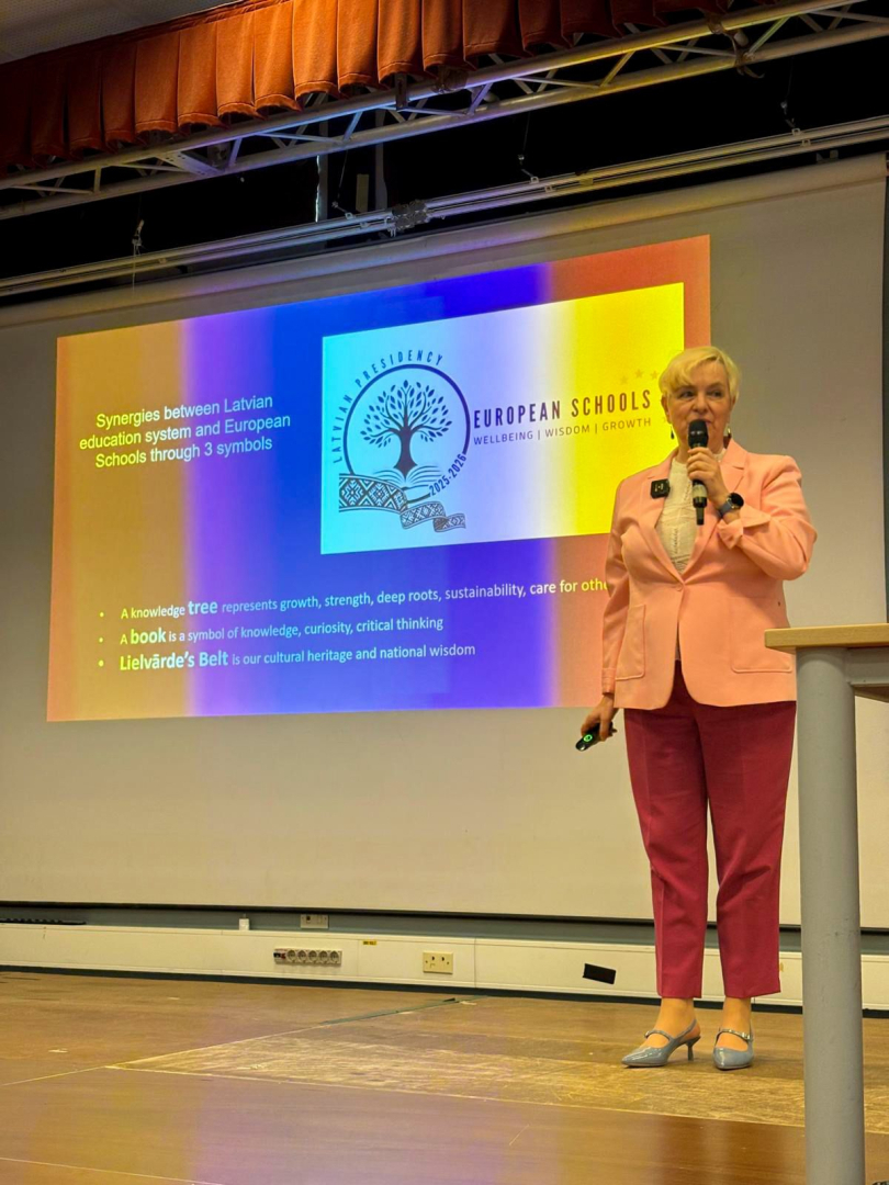 IZM Starptautiskās sadarbības nodaļas vecākā eksperte Elita Račiņa