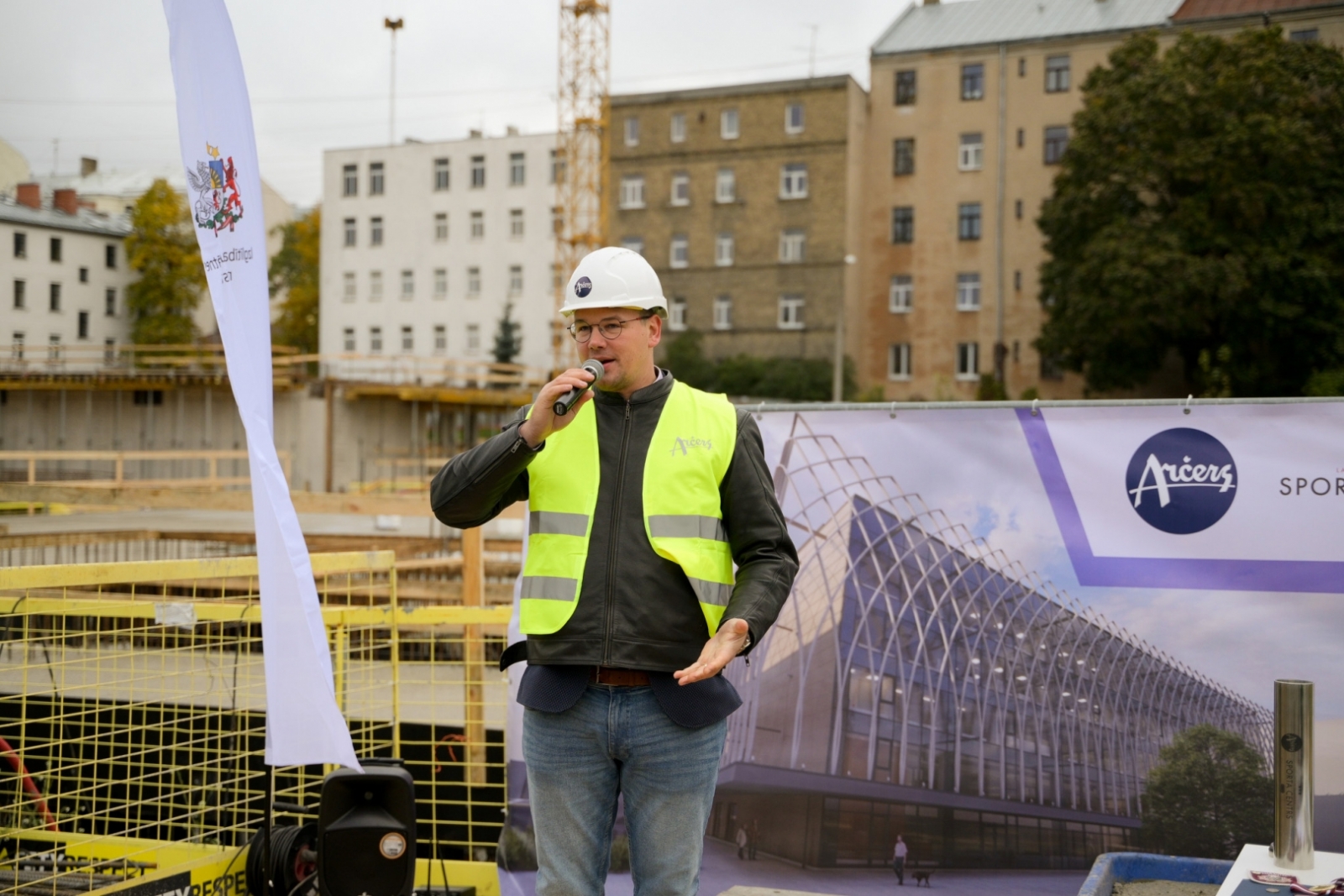 Komandu sporta spēļu halles – kapsulas iemūrēšanas svētki