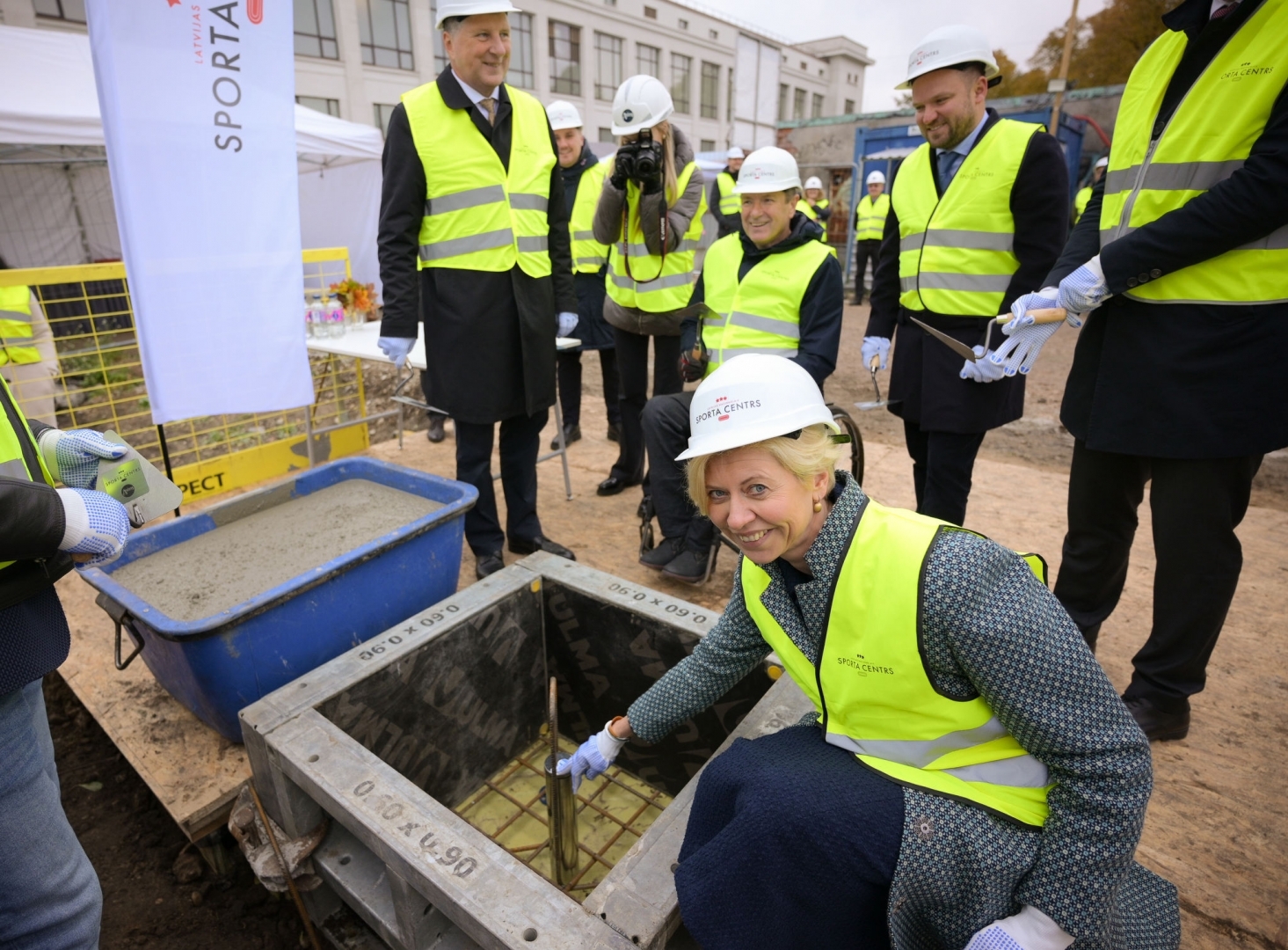 Komandu sporta spēļu halles – kapsulas iemūrēšanas svētki