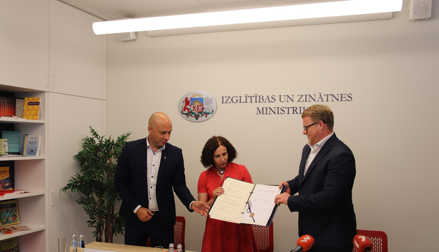 Ilga Šuplinska: Latvijas pievienošanās EKA apliecina zinātnieku un uzņēmēju gatavību valsts izaugsmei