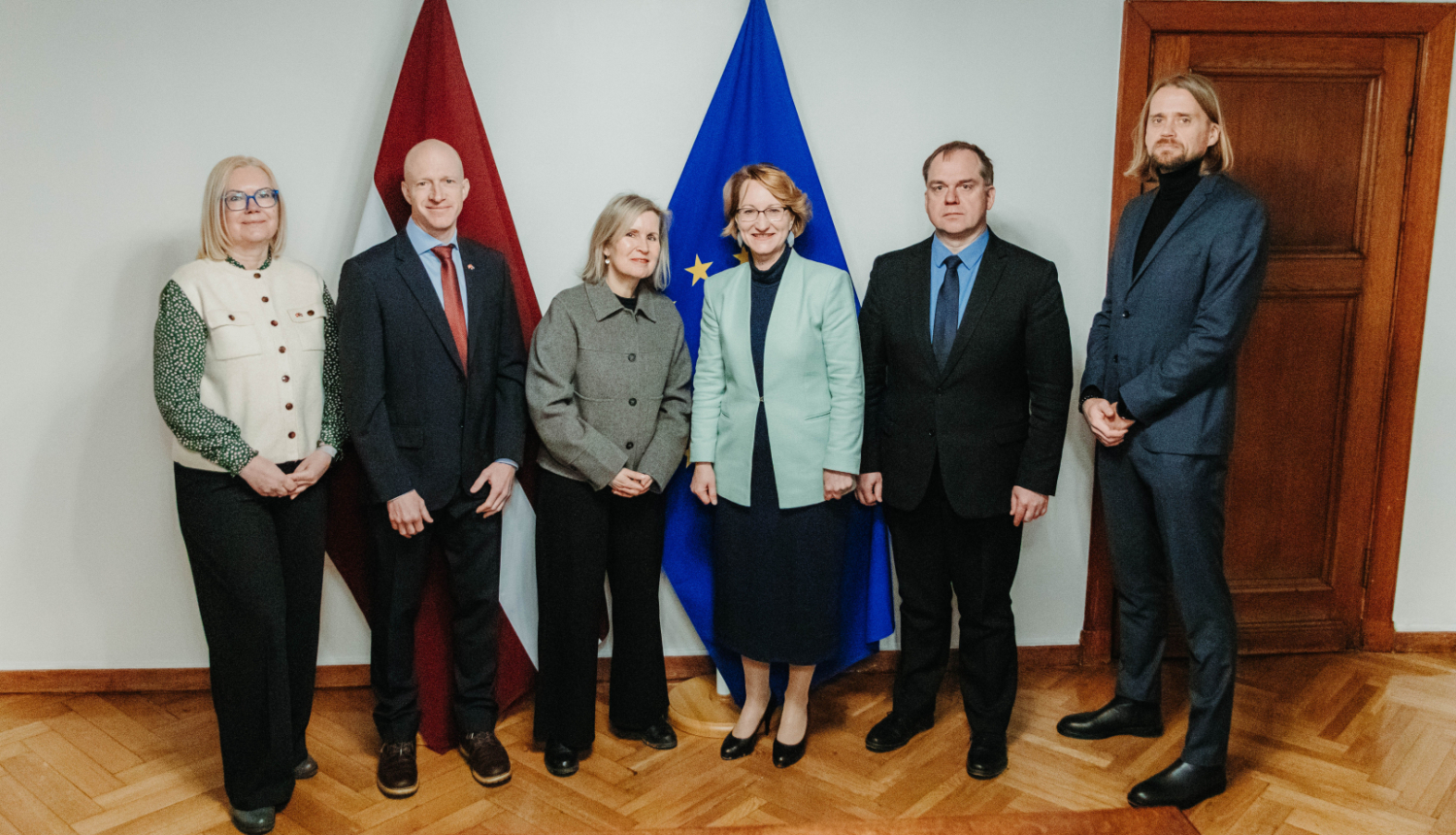 Kopbilde no tikšanās ar Šveices vēstnieci