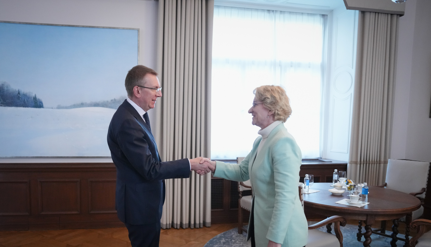 Izglītības un zinātnes ministre Dace Melbārde un Valsts prezidents Edgars Rinkēvičs